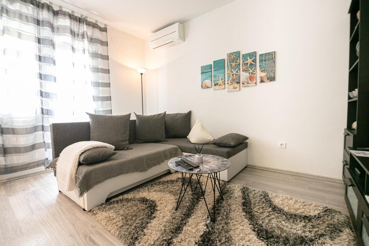 Apartment Noemi Pola Esterno foto